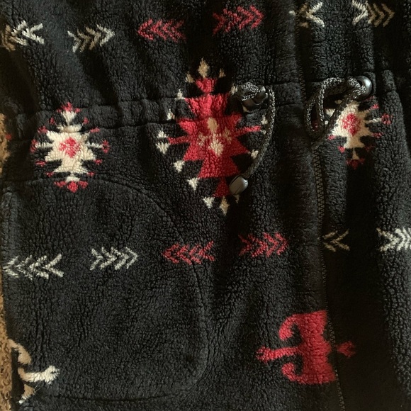 Alpine Studio Faux Fur - Picture 3 of 3